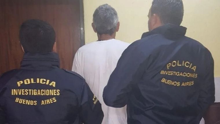 El terrible hecho ocurrió en la localidad de Campana y la víctima es un hombre de 44 años con un severo retraso madurativo