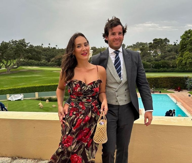 Nunca fallarás con este vestido elegido por Tamara Falcó para una boda Foto: Instagram