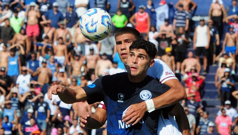 El Granate y la Lepra empataron 1-1 en Mendoza, por la 8º fecha del Apertura. Foto: ALF PONCE MERCADO / MDZ
