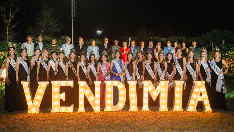 El buen tiempo acompañó la noche Foto: Santiago Tagua/MDZ