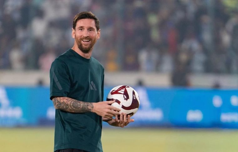 De escándalo en Calcuta a ovación total.