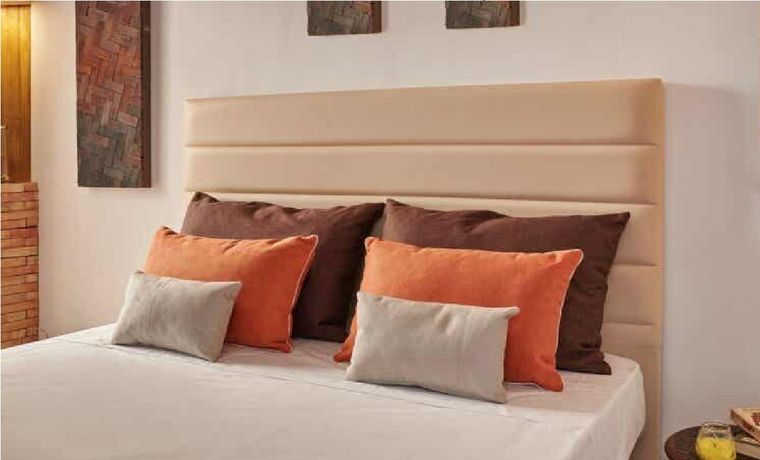 El cabecero para cama tiene una función utilitaria y decorativa. Foto: Pinterest