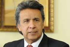 elecciones en ecuador: gana el candidato de correa pero habria 2da vuelta