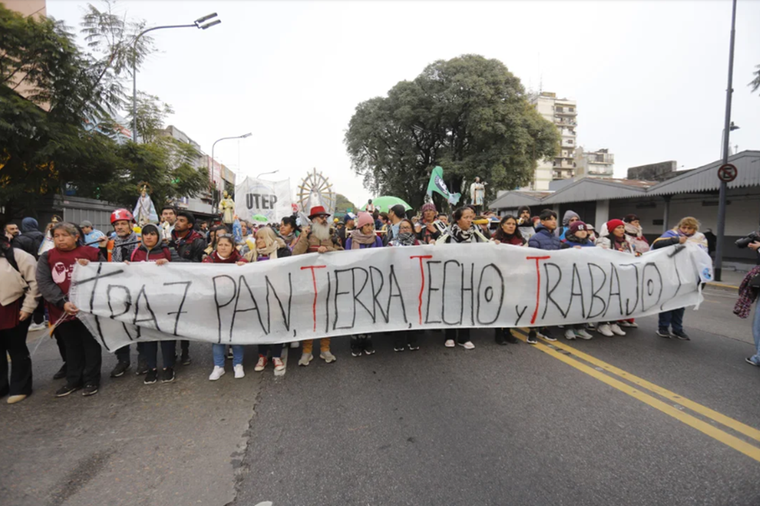 Este año, la marcha por el Día de San Cayetano tiene el lema de Paz, pan, tierra, techo y trabajo.