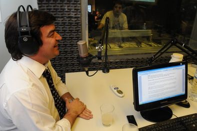 MDZol | De Marchi en el estudio de MDZ Radio. Foto: Alf Ponce / MDZ