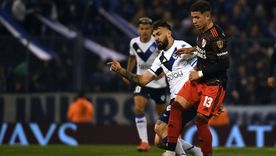 River visita a Vélez en una final en donde buscará clasificarse a los playoffs. River visita a Vélez en una final en donde buscará clasificarse a los playoffs.
