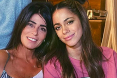 Tini Stoessel junto a su mamá.