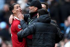 Darwin Núñez, molesto con Guardiola. Foto: EFE