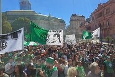 ate desafia a javier milei y pide que los empleados se tomen el dia del trabajador del estado