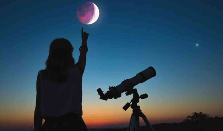 El extraño fenómeno será la sexta luna llena de trece que habrá durante todo el año