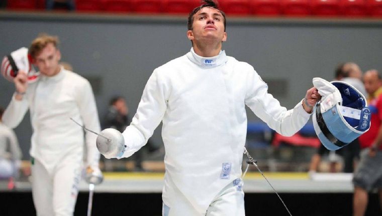 Lugones de bronce Foto: Twitter