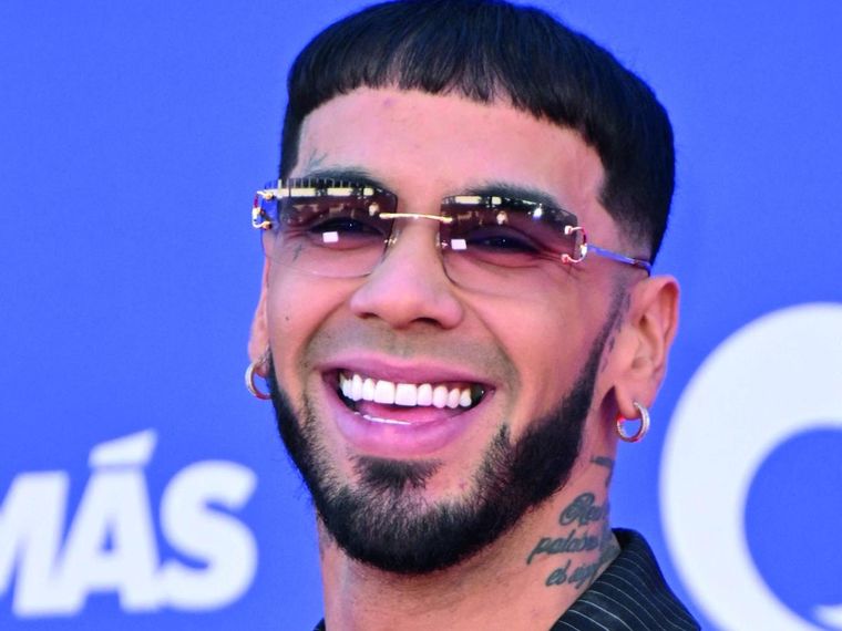 Anuel AA está envuelto en una polémica debido a su ataque contra el cantante colombiano Feid.