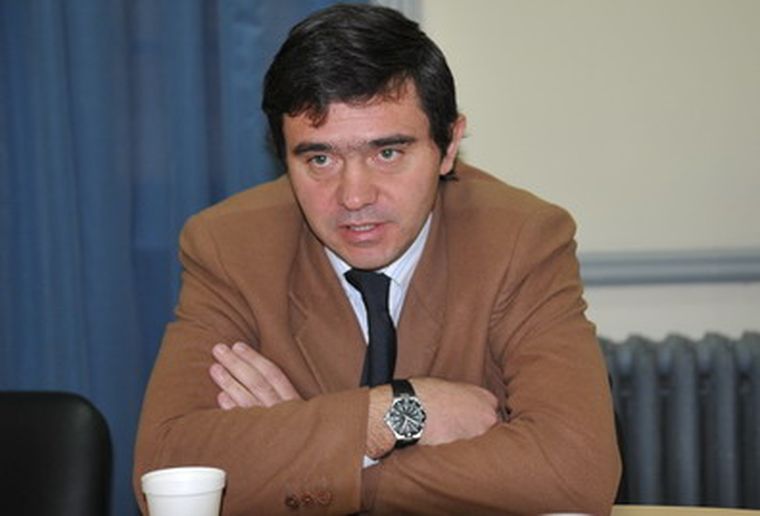 Terminaremos ajustados, pero bien, dice el titular de la DGE. Foto: Pachy Reynoso / MDZ