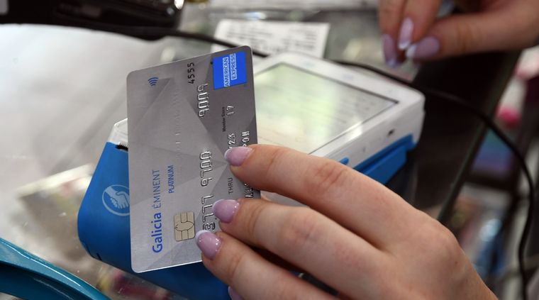 Arrancaron las vacaciones y hay una ola de descuentos bancarios y billeteras virtuales para aprovechar las oportunidades. Foto: ALF PONCE MERCADO / MDZ