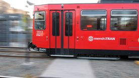 Hay desvíos establecidos y se recomienda circular con precaución. Hay desvíos establecidos y se recomienda circular con precaución.