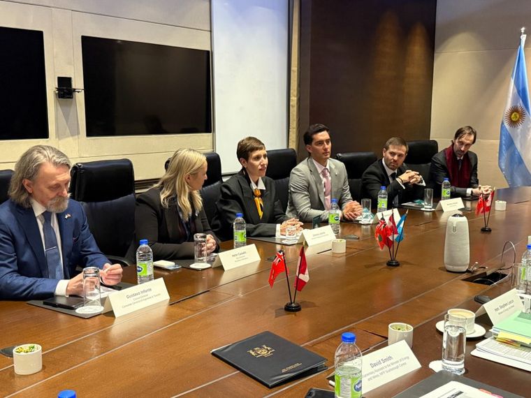 La comitiva mendocina ha tenido una intensa agenda en Canadá en búsqueda de inversiones para los proyectos mineros de cobre.&nbsp;&nbsp;