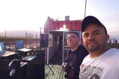 El precandidato, aquí en su función de DJ. Foto: Gentileza El precandidato, aquí en su función de DJ. Foto: Gentileza