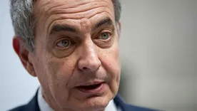 Aunque el expresidente niega cualquier tipo de irregularidad, el caso daña su reputación y debilita la frágil alianza que le permite a Sánchez sostenerse en el poder tras ocho años de gestión. Aunque el expresidente niega cualquier tipo de irregularidad, el caso daña su reputación y debilita la frágil alianza que le permite a Sánchez sostenerse en el poder tras ocho años de gestión.