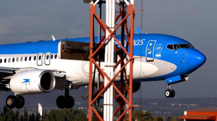 El avión registró el problema a la altura de Fortaleza, en Brasil. Foto: ALF PONCE / MDZ