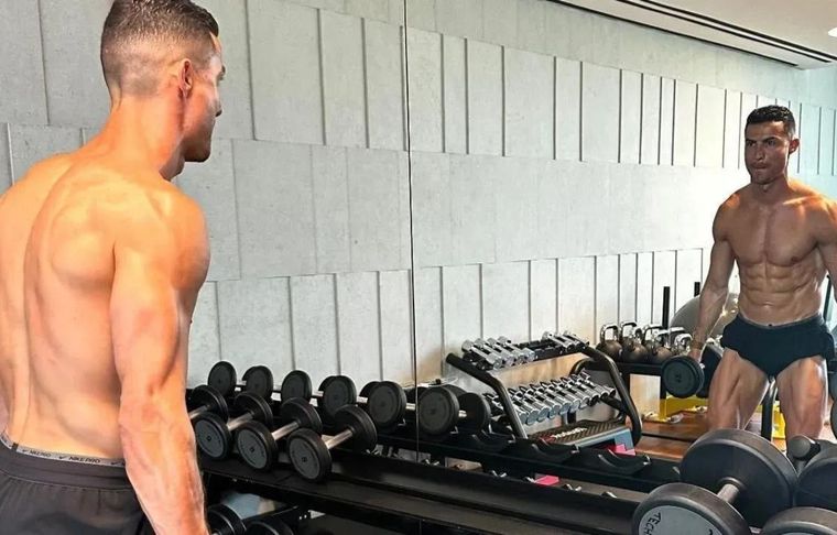 El tremendo estado físico de Cristiano Ronaldo Foto: @cristiano