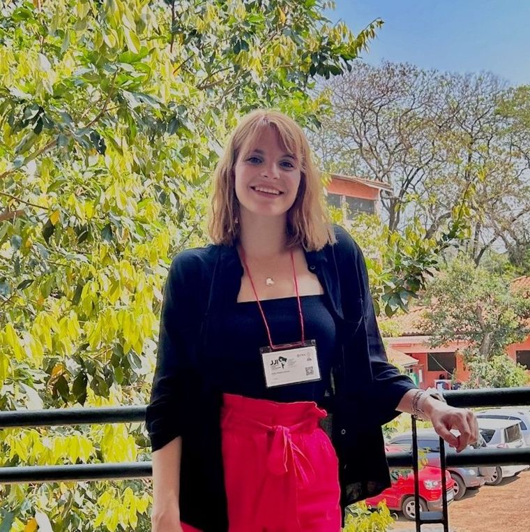 La expositora Sofía Vargha estudió Ingeniería en Alimentos y un Magíster en Ciencia y Tecnología de Alimentos por la prestigiosa Universidad de la República, Uruguay. La expositora Sofía Vargha estudió Ingeniería en Alimentos y un Magíster en Ciencia y Tecnología de Alimentos por la prestigiosa Universidad de la República, Uruguay.