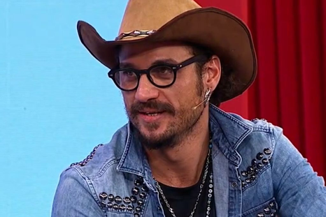 Daniel Osvaldo sorprendió al reaparecer en Instagram con un extraño posteo familiar. Daniel Osvaldo sorprendió al reaparecer en Instagram con un extraño posteo familiar.