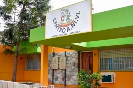 Una mujer fue condenada a 10 años de prisión por facilitar abusos sexual contra su sobrina con discapacidad en la provincia de San Juan. Una mujer fue condenada a 10 años de prisión por facilitar abusos sexual contra su sobrina con discapacidad en la provincia de San Juan.