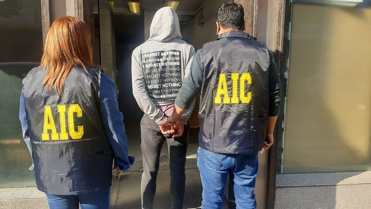 El joven permanece detenido Foto: Imagen ilustrativa