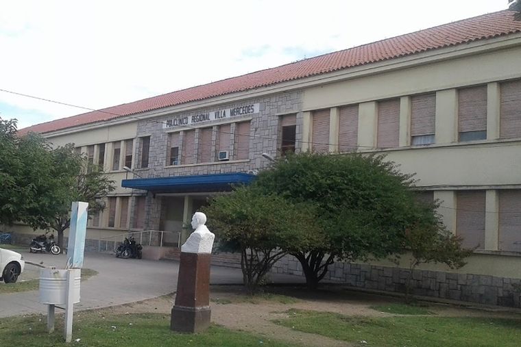 Agresión El paciente atacó a una de las personas que intentó detenerlo. Imagen ilustrativa.