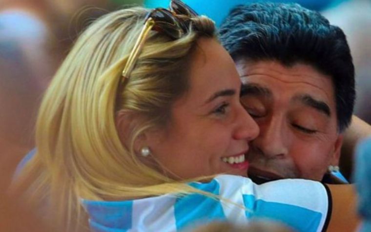 Oliva y Maradona Rocío no se olvida de Diego, que murió en 2020. Foto: Instagram Rocío Oliva