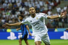 Mbappé convirtió su primer gol en Real Madrid en su debut. Foto: EFE
