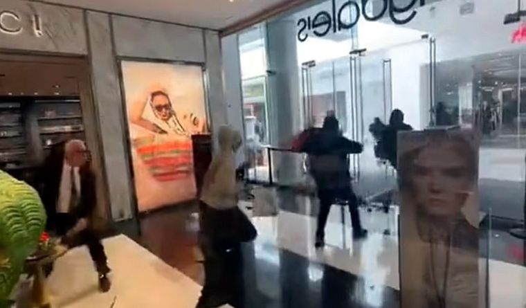 Captura de pantalla robo Gucci Una captura de pantalla del sonado robo a Gucci en USA. Foto: Captura de pantalla.