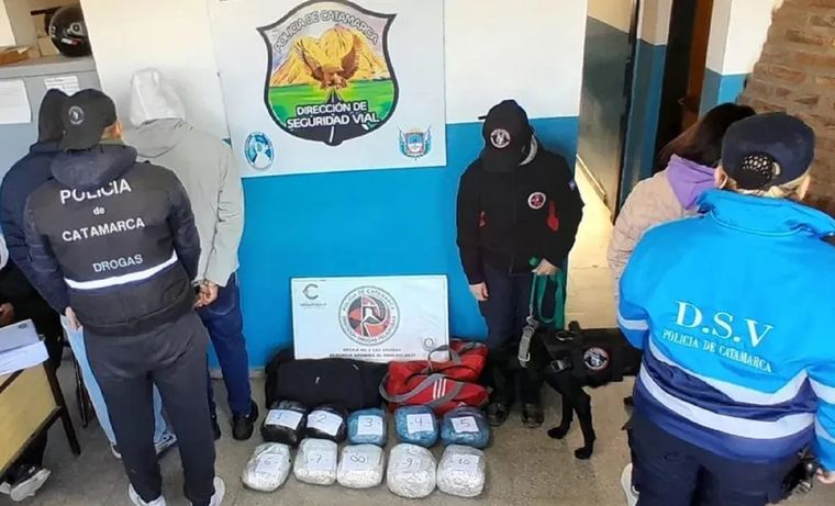 Tres sujetos fueron detenidos con marihuana que era llevada en un micro de larga distancia hacia Mendoza