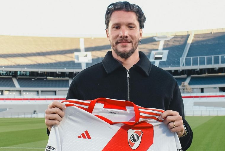 El arquero fue presentado por la institución de Núñez. Foto: Instagram @conanledesma