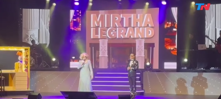 Fátima en la piel de Mirtha Legrand. Fátima en la piel de Mirtha Legrand.