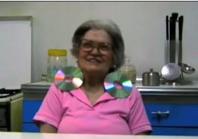 Captura de pantalla de la Abuela del Ipod, video con más de 110.000 visitas.