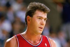 murio el gigante de la nba que por un rato llego a ser chewbacca