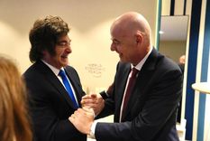 En plena avanzada del Gobierno contra la AFA, Javier Milei se mostró sonriente en enero con el titular de la FIFA, Gianni Infantino. En plena avanzada del Gobierno contra la AFA, Javier Milei se mostró sonriente en enero con el titular de la FIFA, Gianni Infantino.