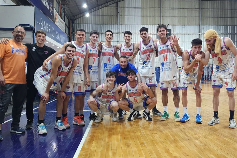 Godoy Cruz, Rivadavia, Macabi y Atenas siguen en camino en la Superliga. Foto: Prensa Rivadavia