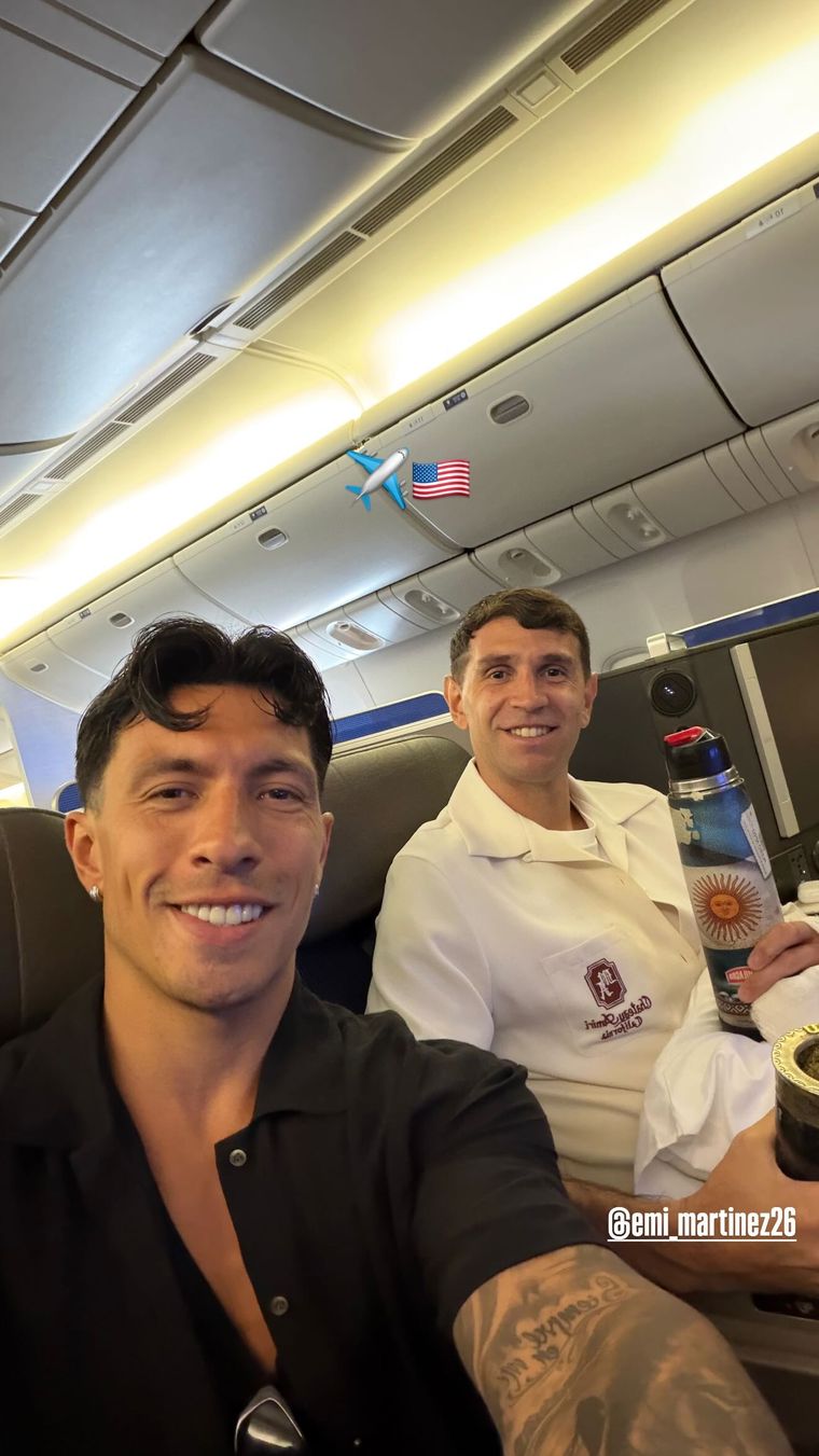 Dibu Martínez llega entre algodones al debut de la Selección argentina en el Mundial. Dibu Martínez llega entre algodones al debut de la Selección argentina en el Mundial.