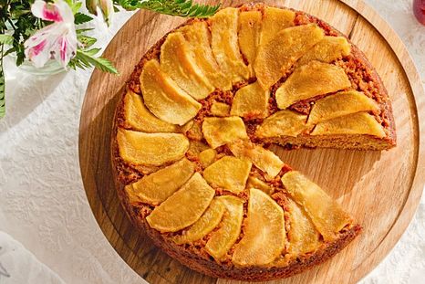 Tarta de manzana invertida: económica, rendidora y lista en pocos pasos