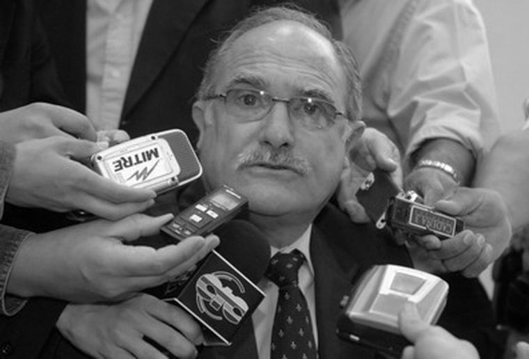 Álvaro dijo que primero quiere reunirse con Giorgi.