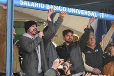 Juan Grabois a Central de Trabajadores de la Argentina Autónoma (CTAA), la Unión de Trabajadores de la Economía Popular (UTEP) y otras organizaciones sociales se movilizan hoy en Puente Pueyrredón, en Avellaneda y otras ciudades del país en reclamo de un salario básico universal. Foto: Telam