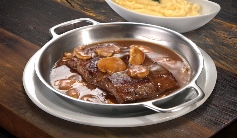 Muchas personas consideran esta receta ideal para aprender a preparar salsas cremosas.