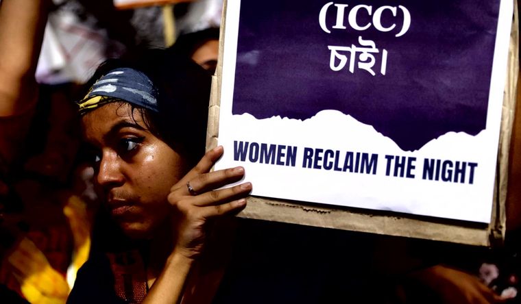 Las mujeres salieron a la calle en India. Foto: Efe.