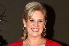 Foto: https://www.allvipp.com/es/celebridades/erika-buenfil