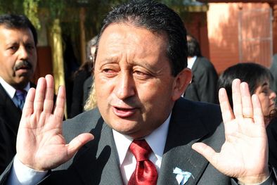 MDZol | Humareda en el auto oficial. Foto: Pachy Reynoso / MDZ