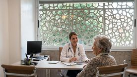 Presentan consultorios geriátricos externos para personas mayores con atención integral