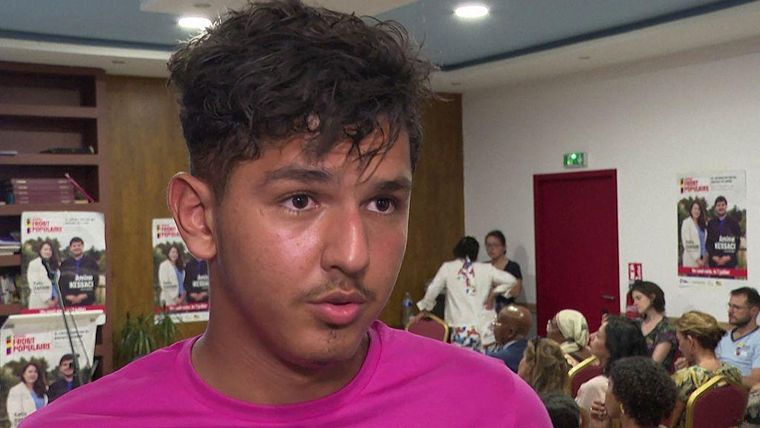 Mehdi Kessaci, hermano de Amine, en una entrevista el año pasado en un evento en honor a su hermano.