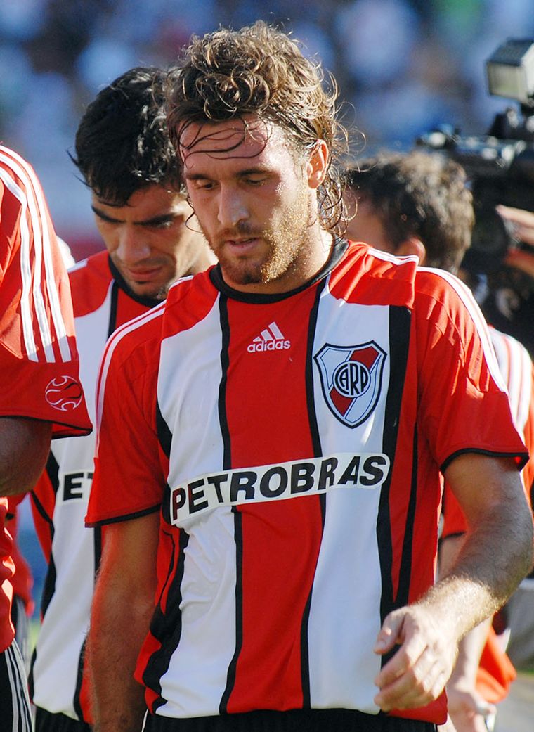 Ahumada, se retira insultado del Monumental. Foto: Archivo NA